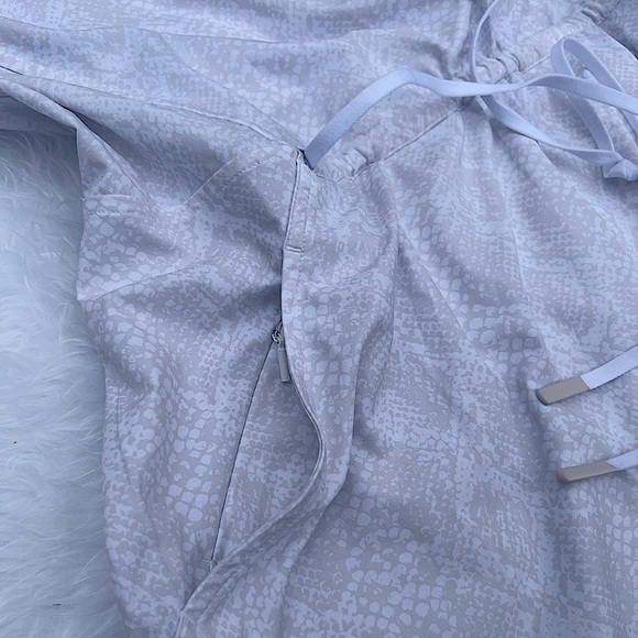 NWOT Athleta Marlow Romper - Picture 7 of 9